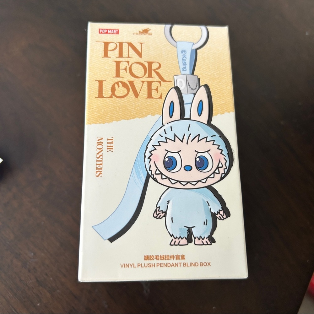 NEW Pop Mart Pin For Love The Monsters labubu key chain blind box
